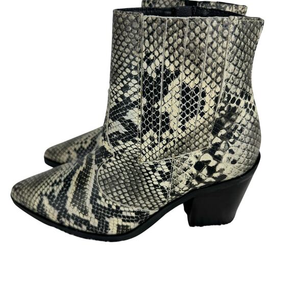 BLONDO QUE SNAKE PRINT LEATHER WATERPROOF BOOTIES IN BLACK NWOB SIZE 6.5M - Picture 4 of 12